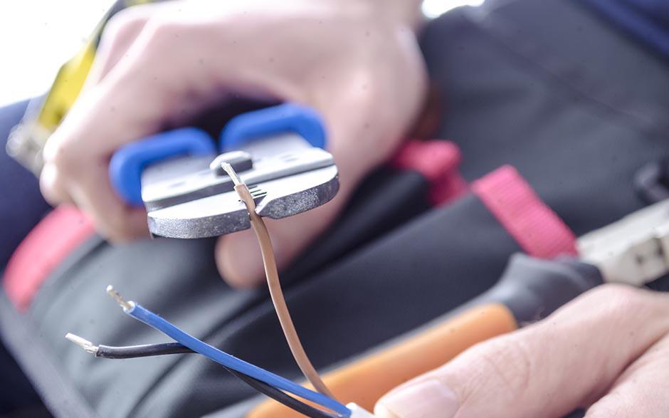 je recherche un électricien Malakoff